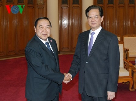 นายกฯเวียดนามให้การต้อนรับพลเอกประวิตร วงษ์สุวรรณ รองนายกฯไทย